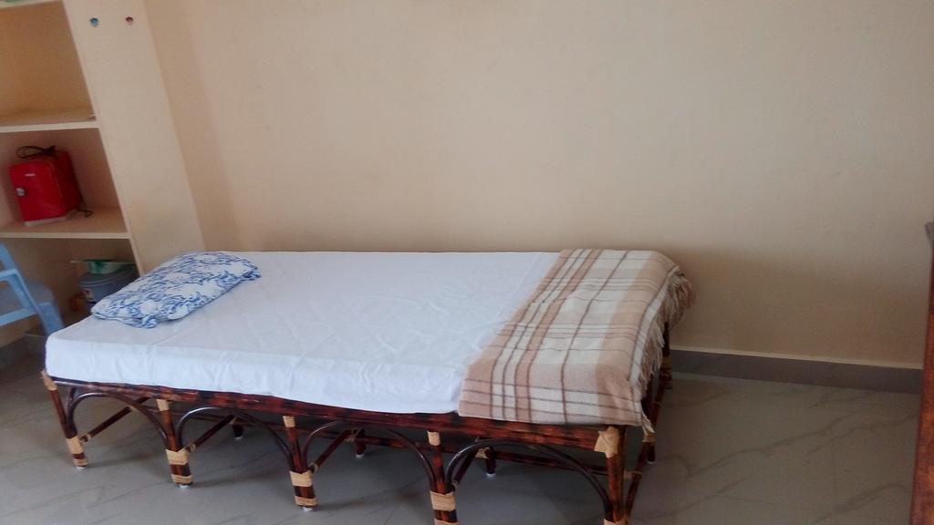 Sabri Guest House Tiruvannāmalai Екстериор снимка